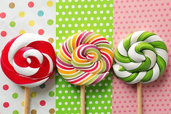 Sabrosos caramelos en espiral —  Fotos de Stock