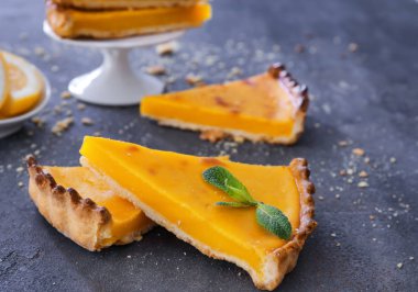 Lezzetli limon parçaları