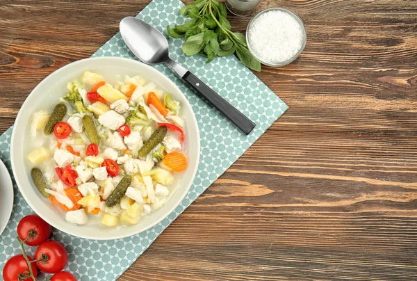 Teller mit Putensuppe — Stockfoto