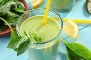 Lezzetli taze meyve suyu 