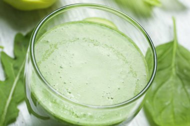 Lezzetli taze meyve suyu 