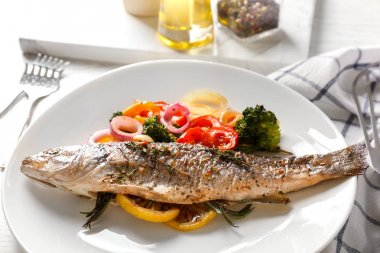 Lezzetli deniz balık pişmiş.