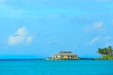 Tropikal tatil plaj ev