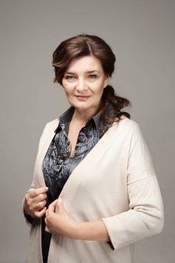 güzel yaşlı kadın 