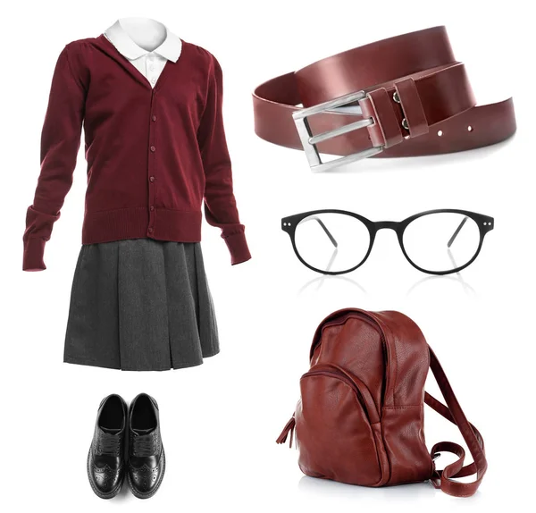 Ensemble d'uniforme scolaire avec accessoires pour fille — Photo