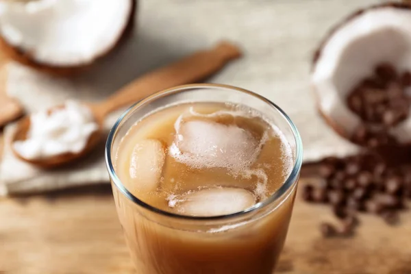 冷たいココナッツ コーヒーのガラス — ストック写真