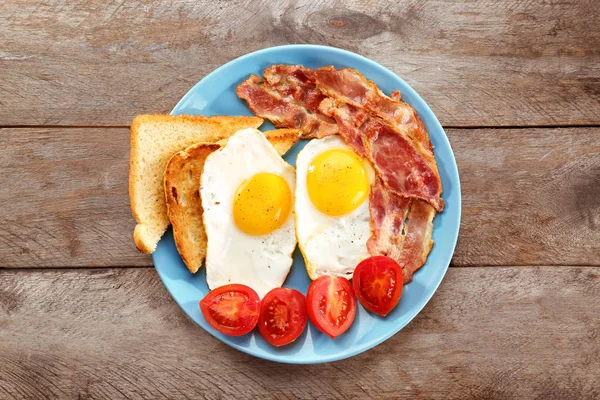 Yumurtalı kahvaltı.