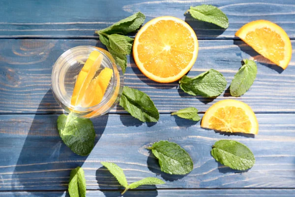 Frische Orangenlimonade — Stockfoto