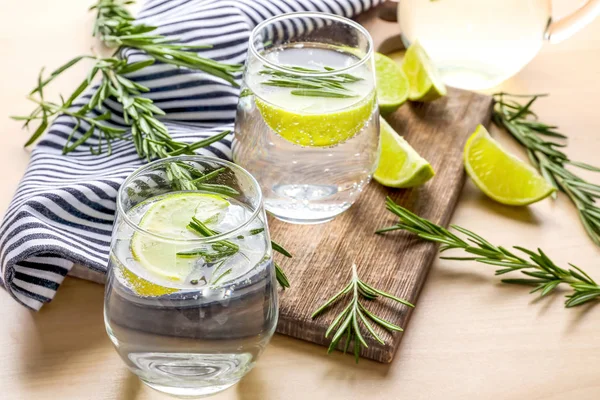 Fresh lime lemonade — Stock Photo, Image