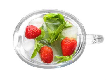 lezzetli çilekli limonata 