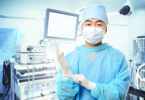 Surgeon at modern operating room — Stock Photo, Image