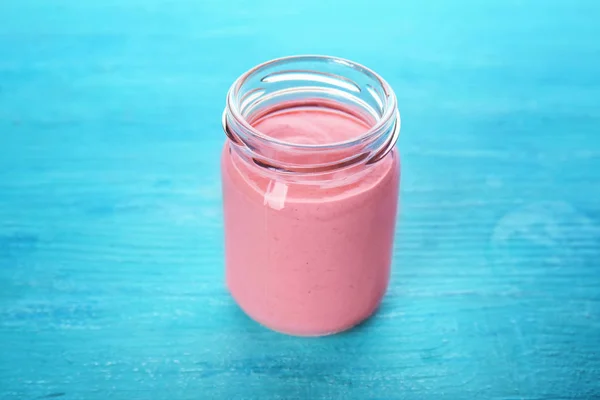 Zelfgemaakte strawberry yoghurt — Stockfoto