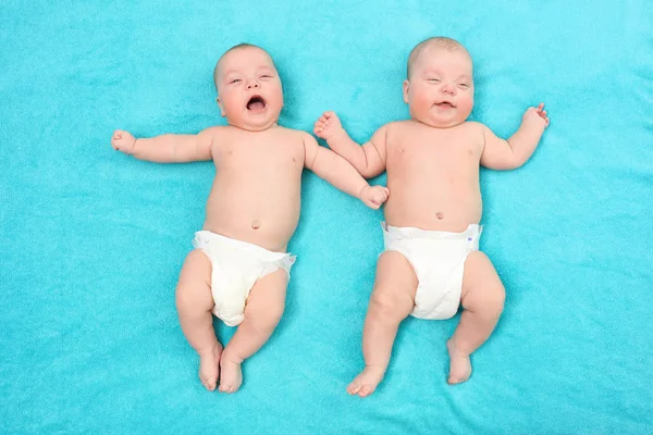 Bellissimi gemelli bambino — Foto Stock