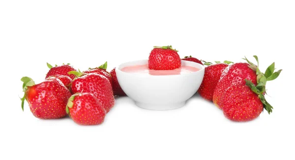 Samenstelling met verse zelfgemaakte yoghurt — Stockfoto