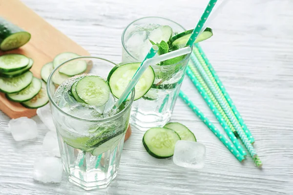 taze salatalık limonata