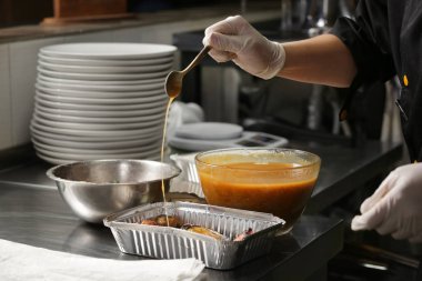 Şef ızgara sebze hazırlama