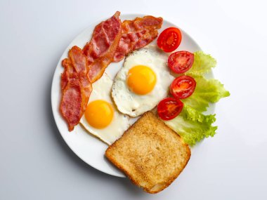 Yumurtalı kahvaltı.