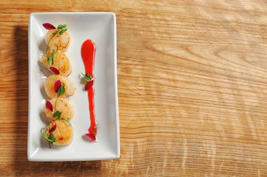 lezzetli tarak ile plaka