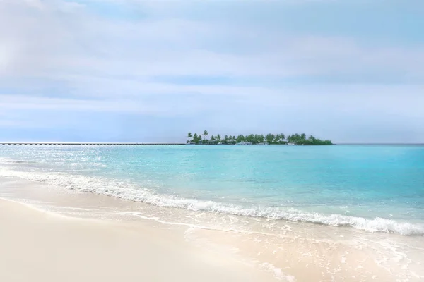 Vacker tropisk strand — Stockfoto