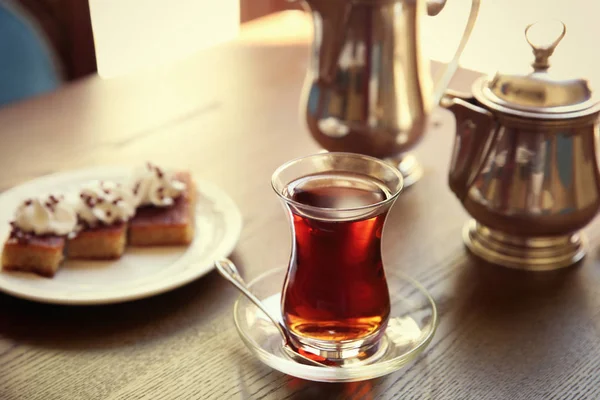 Traditioneller türkischer Tee — Stockfoto