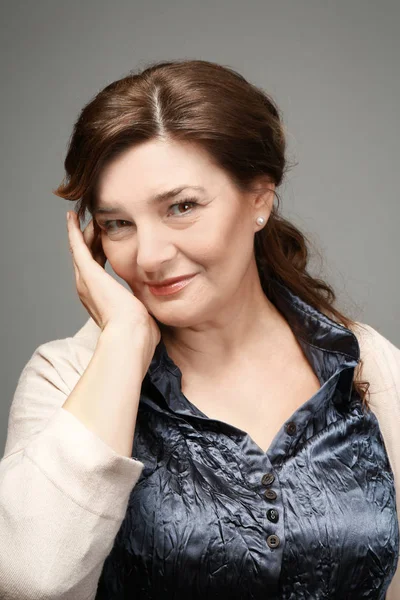 güzel yaşlı kadın 