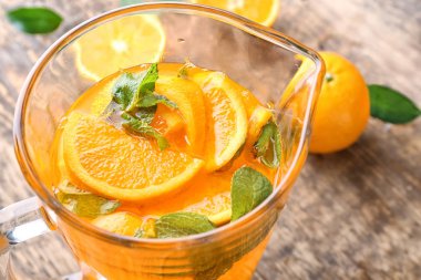 Taze turuncu limonata