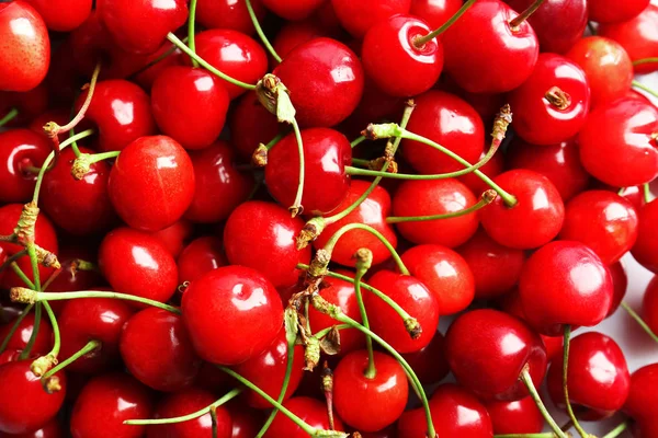 Fresh ripe cherries — Stock Photo, Image