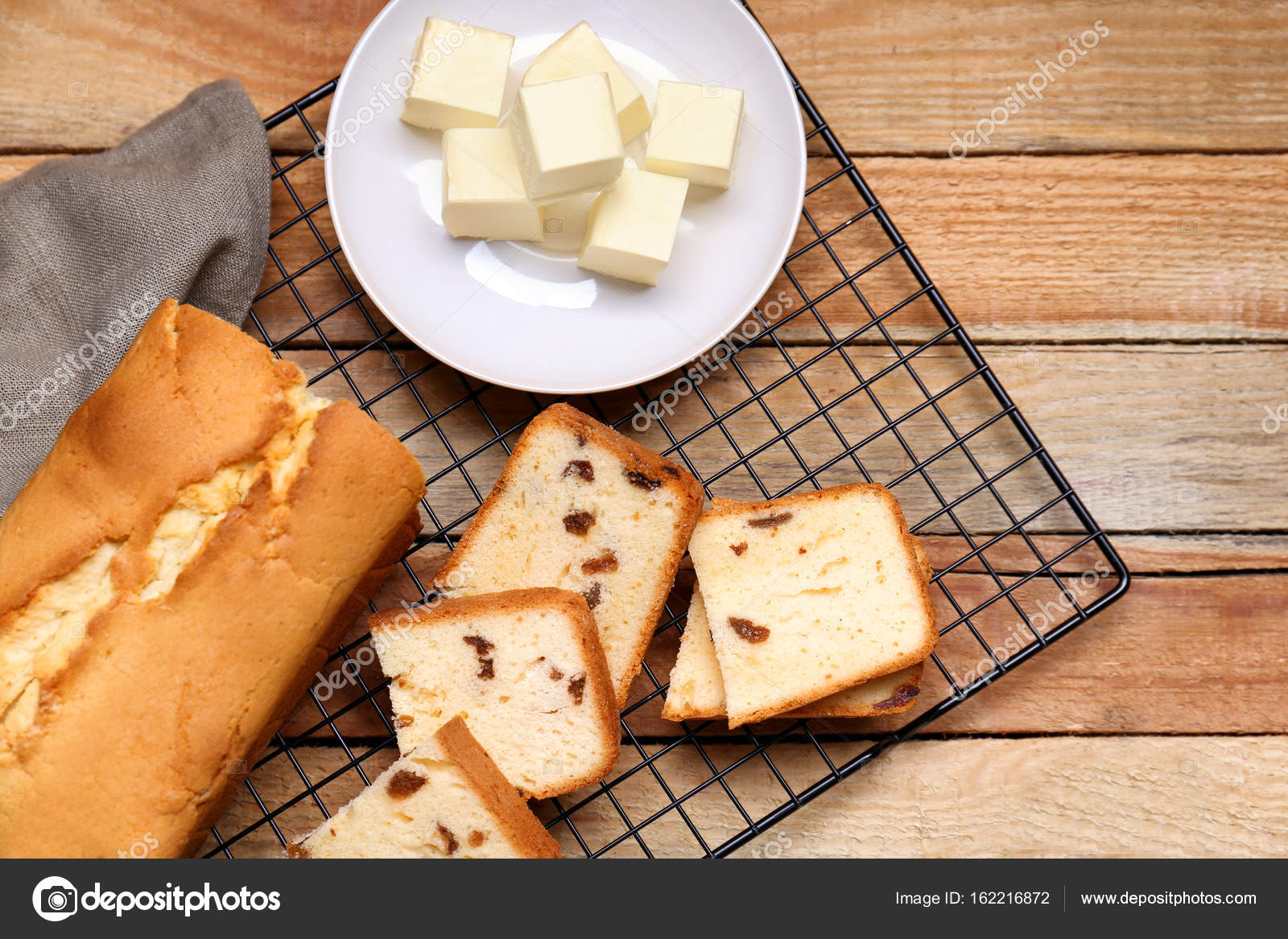 Wooden Cooling Rack Designs Cooling Rack With Delicious Cake Stock Photo Belchonock 162216872