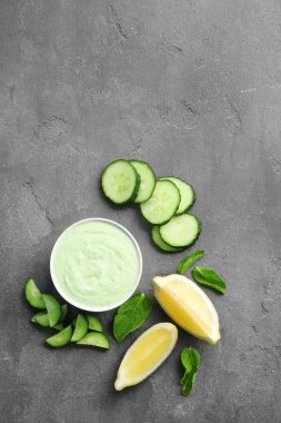 Lezzetli yoğurt sos 