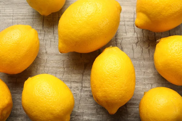 Deliciosos limones frescos —  Fotos de Stock