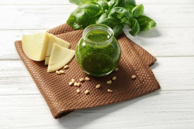 lezzetli bir sos ve malzemeler