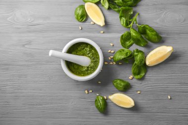 Harç havaneli ile lezzetli bir sos