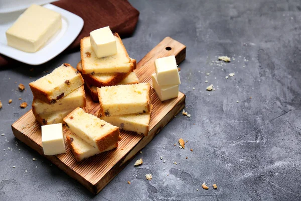 Taart en kubussen van boter — Stockfoto