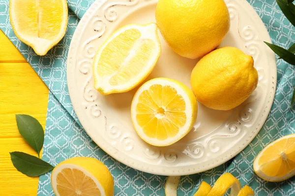 Delicious fresh lemons — Stock Photo, Image