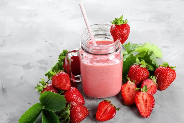 Strawberry homemade smoothie — Stock Photo, Image