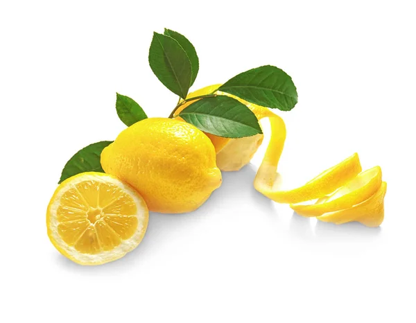 Composizione con limoni maturi — Foto Stock