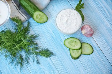 Lezzetli yoğurt sos 