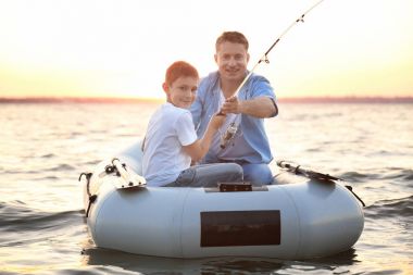 Baba ve oğul Balık tutma 