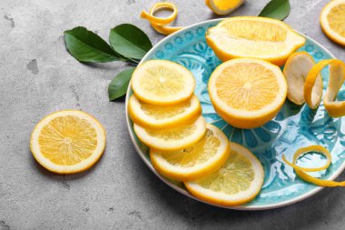 narenciye dilimlenmiş