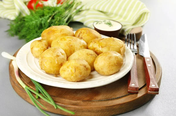 Färsk kokt potatis — Stockfoto