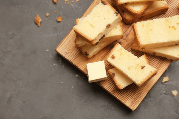 Cake and cubes of butter — Stock Photo, Image