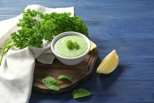 Lezzetli yoğurt sos 