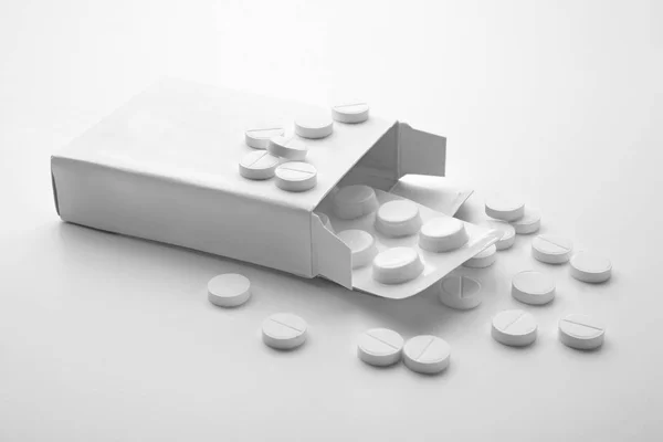 Envase blíster con pastillas —  Fotos de Stock