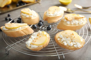 Lezzetli tatlı tost ile ızgara 