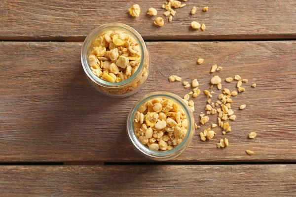 Gesundes Frühstückszerealien im Glas — Stockfoto