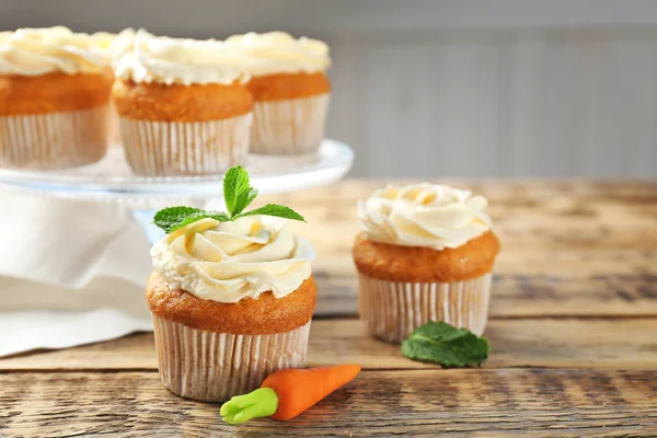 Delicious carrot muffins — Stock Photo, Image