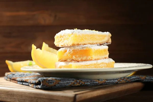 Leckere Zitronenkuchenriegel — Stockfoto