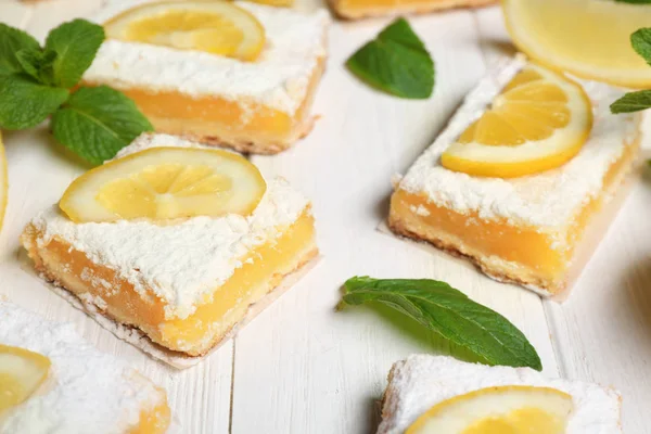 Delicious lemon pie bars — Stock Photo, Image