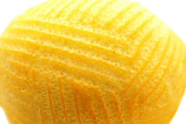 Свежеочищенный лимон — стоковое фото