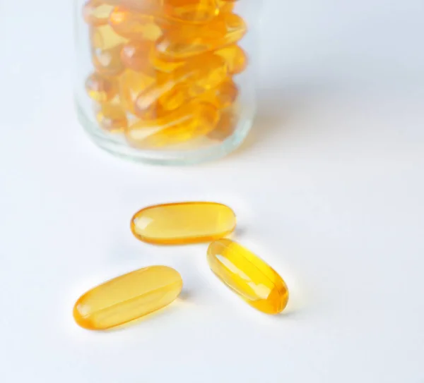 Fish oil capsules — Stock Photo, Image